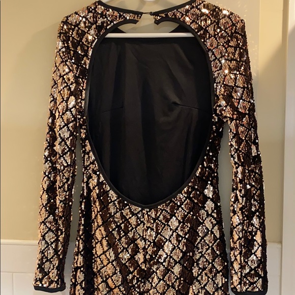 Dress - Picture 3 of 5